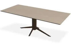 Eettafels-Every Table BV Eetkamertafel Montevideo