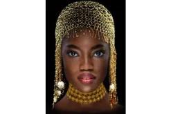 Schilderijen-Ter Halle Glasschilderij Vrouw met goud GLAS080120-811