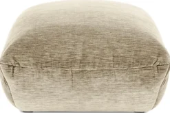 New Hocker Istrana Poefen