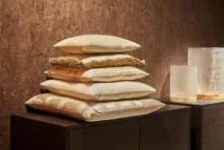 Online Sierkussen Off White Channon | Sierkussens