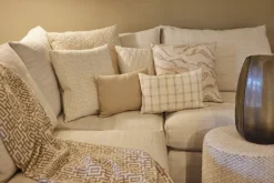 Sierkussens-Claudi Sierkussen Sand Prettisa  |