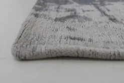 Vloerkleden-Louis de Poortere Vloerkleed Bronx Azurite 8421 Mad Men Griff |