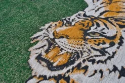 Vloerkleden-Louis de Poortere Vloerkleed Green On Fire 9388 Pop |